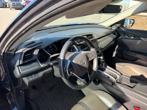 More photos of 2019 Honda Civic EX-L at Jerry Hunt Supercenter - Lexington, NC