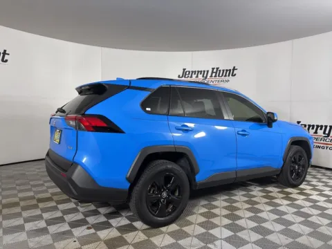 More photos of 2019 Toyota RAV4 XLE at Jerry Hunt Supercenter - Lexington, NC