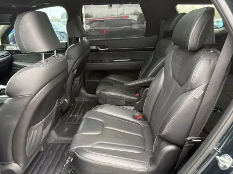 More photos of 2023 Hyundai Palisade Calligraphy at Jerry Hunt Supercenter - Lexington, NC