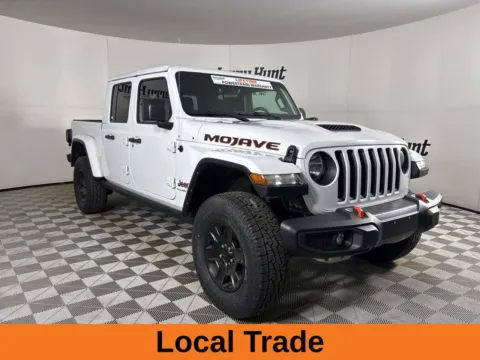 More photos of 2023 Jeep Gladiator Mojave at Jerry Hunt Supercenter - Lexington, NC
