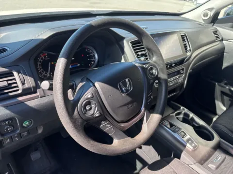 More photos of 2023 Honda Ridgeline Sport at Jerry Hunt Supercenter - Lexington, NC