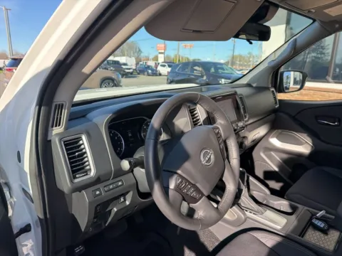 More photos of 2024 Nissan Frontier SV at Jerry Hunt Supercenter - Lexington, NC