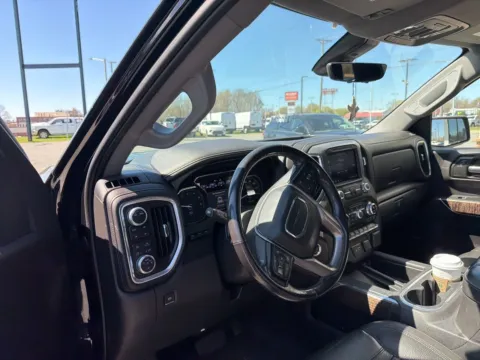 More photos of 2020 GMC Sierra 1500 Denali at Jerry Hunt Supercenter - Lexington, NC