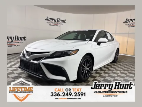 White 2023 Toyota Camry SE for sale in Lexington, NC