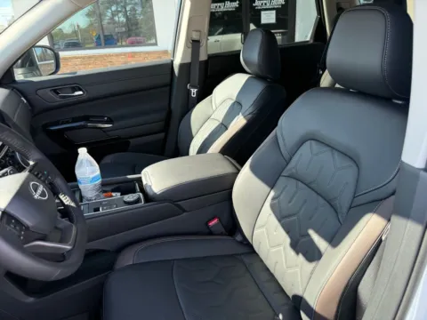 Another view of 2026 Nissan Pathfinder Platinum for sale in Lexington, NC at Jerry Hunt Supercenter - Lexington