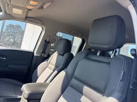 Photos of 2024 Nissan Frontier SV for sale in Lexington, NC at Jerry Hunt Supercenter - Lexington