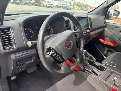 More photos of 2024 Nissan Frontier PRO-4X at Jerry Hunt Supercenter - Lexington, NC