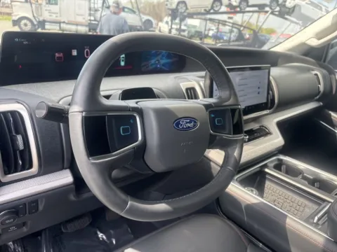 More photos of 2025 Ford Expedition Max Active at Jerry Hunt Supercenter - Lexington, NC