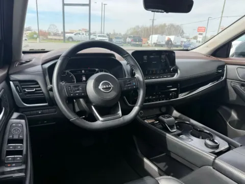 More photos of 2023 Nissan Rogue SL at Jerry Hunt Supercenter - Lexington, NC