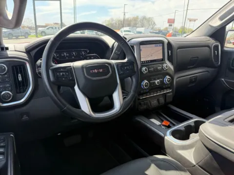 More photos of 2019 GMC Sierra 1500 SLT at Jerry Hunt Supercenter - Lexington, NC
