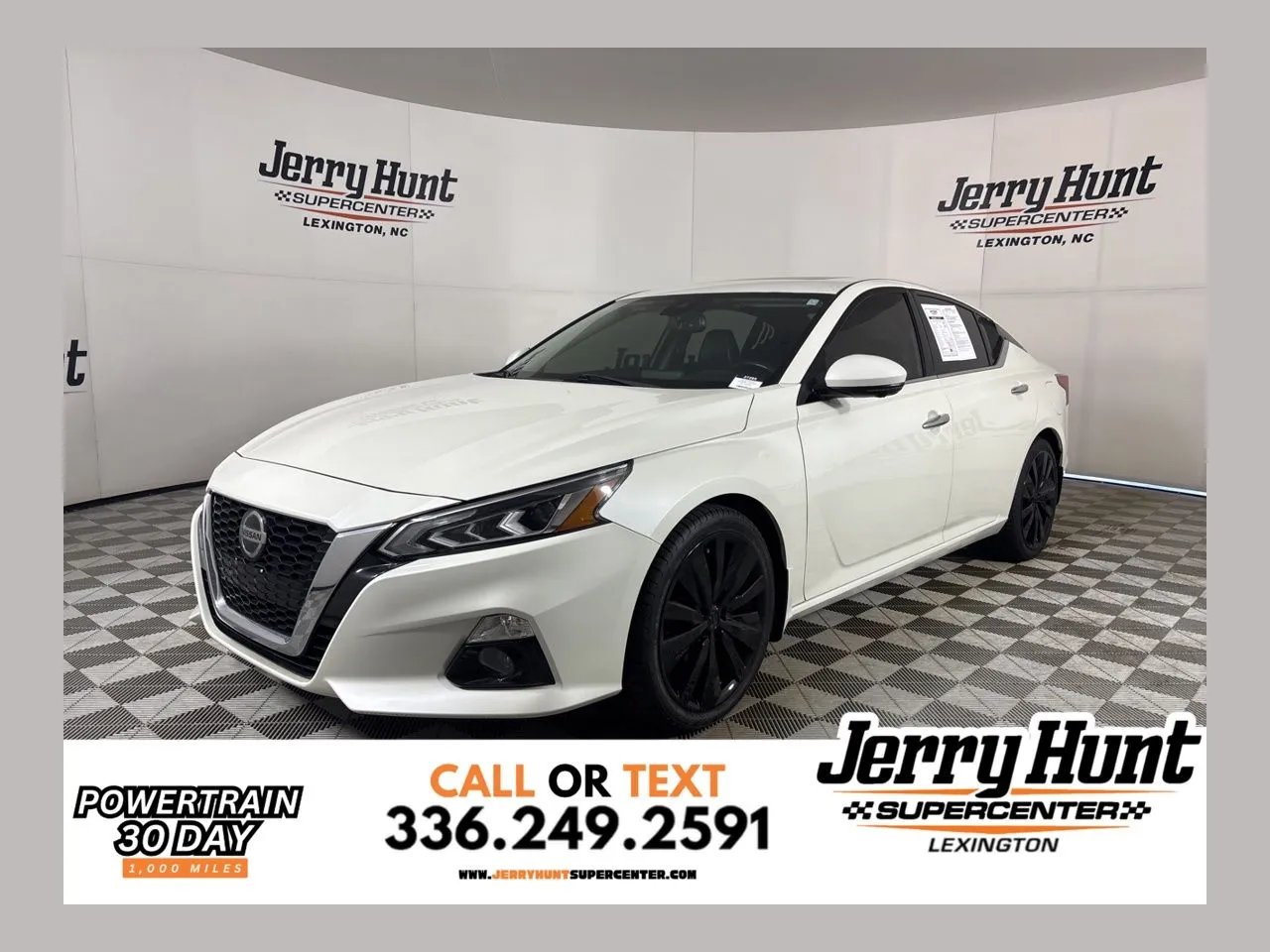 White 2019 Nissan Altima 2.5 Platinum for sale in Lexington, NC
