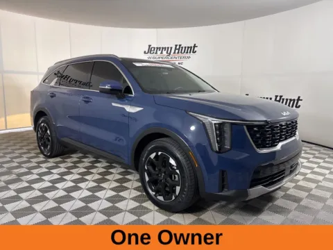 More photos of 2025 Kia Sorento S at Jerry Hunt Supercenter - Lexington, NC