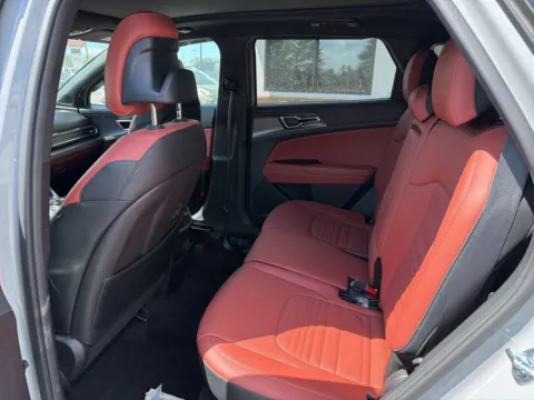 More photos of 2023 Kia Sportage SX-Prestige at Jerry Hunt Supercenter - Lexington, NC