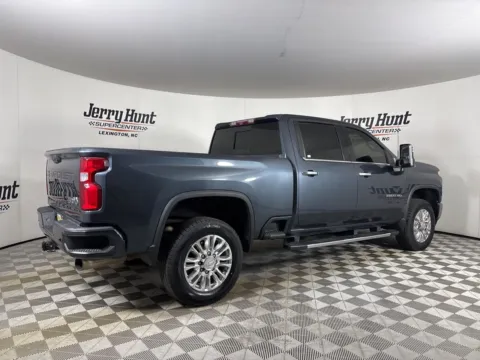 More photos of 2020 Chevrolet Silverado 3500HD High Country at Jerry Hunt Supercenter - Lexington, NC