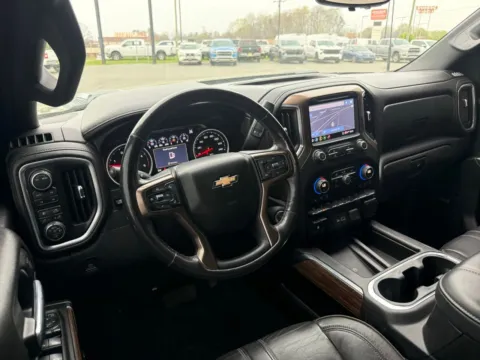 More photos of 2020 Chevrolet Silverado 3500HD High Country at Jerry Hunt Supercenter - Lexington, NC