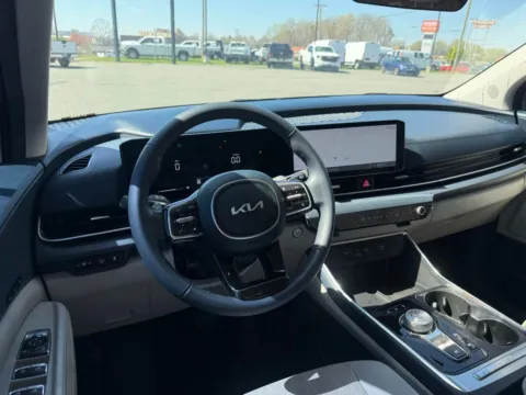 More photos of 2025 Kia Carnival Hybrid EX at Jerry Hunt Supercenter - Lexington, NC