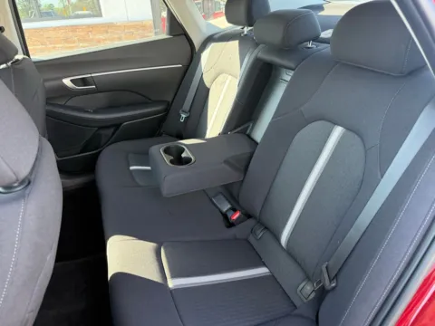 More photos of 2024 Hyundai Sonata SEL at Jerry Hunt Supercenter - Lexington, NC