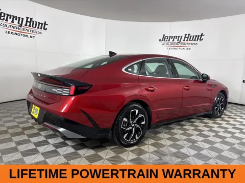 More photos of 2024 Hyundai Sonata SEL at Jerry Hunt Supercenter - Lexington, NC