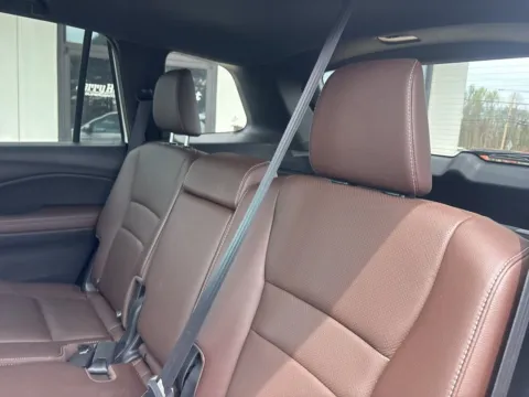 More photos of 2025 Honda Passport EX-L at Jerry Hunt Supercenter - Lexington, NC