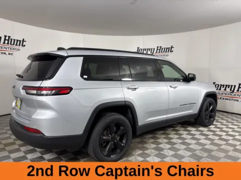 More photos of 2023 Jeep Grand Cherokee L Altitude at Jerry Hunt Supercenter - Lexington, NC