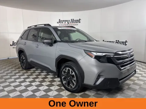 More photos of 2025 Subaru Forester Premium at Jerry Hunt Supercenter - Lexington, NC