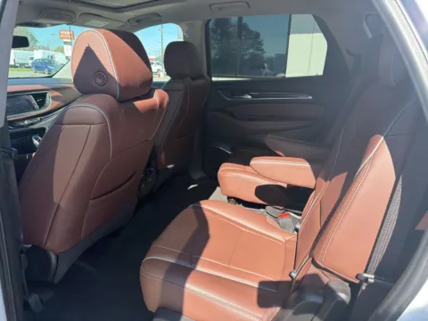 More photos of 2021 Buick Enclave Avenir at Jerry Hunt Supercenter - Lexington, NC