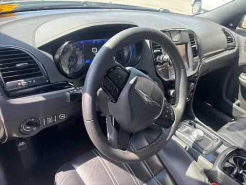 More photos of 2022 Chrysler 300 S at Jerry Hunt Supercenter - Lexington, NC