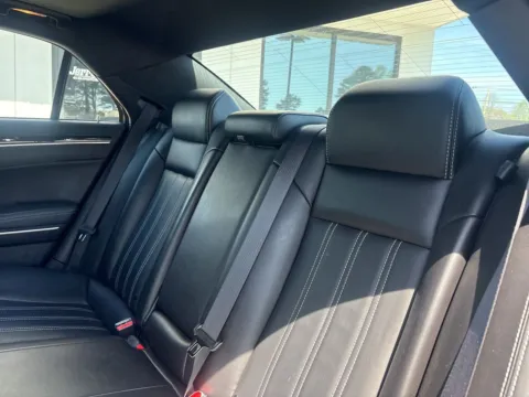 More photos of 2022 Chrysler 300 S at Jerry Hunt Supercenter - Lexington, NC