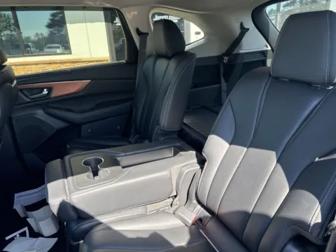 More photos of 2022 Acura MDX Technology at Jerry Hunt Supercenter - Lexington, NC