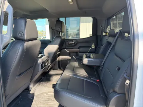 More photos of 2020 GMC Sierra 1500 SLT at Jerry Hunt Supercenter - Lexington, NC