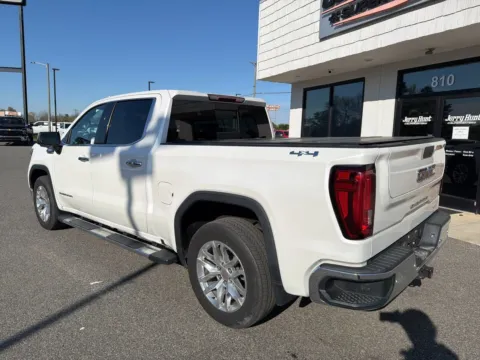 More photos of 2020 GMC Sierra 1500 SLT at Jerry Hunt Supercenter - Lexington, NC