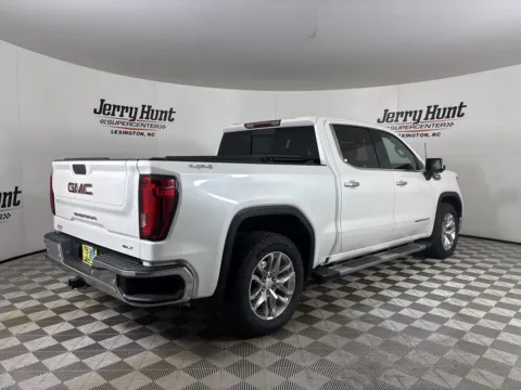 More photos of 2020 GMC Sierra 1500 SLT at Jerry Hunt Supercenter - Lexington, NC