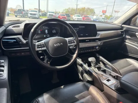 More photos of 2023 Kia Telluride S at Jerry Hunt Supercenter - Lexington, NC