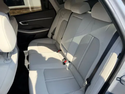 More photos of 2024 Hyundai Sonata SEL at Jerry Hunt Supercenter - Lexington, NC