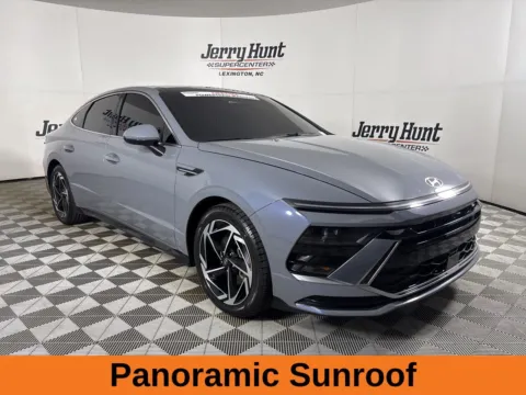 More photos of 2024 Hyundai Sonata SEL at Jerry Hunt Supercenter - Lexington, NC