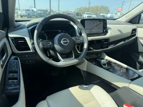 More photos of 2023 Nissan Rogue SL at Jerry Hunt Supercenter - Lexington, NC