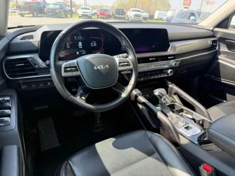 More photos of 2025 Kia Telluride S at Jerry Hunt Supercenter - Lexington, NC