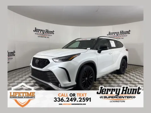 White 2023 Toyota Highlander L for sale in Lexington, NC
