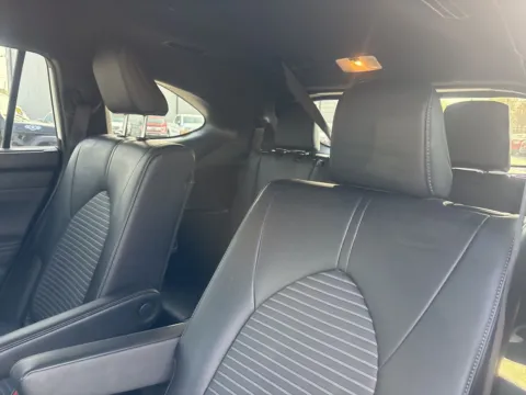 More photos of 2023 Toyota Highlander XSE at Jerry Hunt Supercenter - Lexington, NC