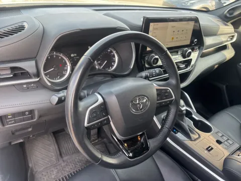 Another view of 2023 Toyota Highlander XSE for sale in Lexington, NC at Jerry Hunt Supercenter - Lexington