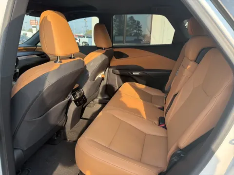 More photos of 2023 Lexus RX 350 Premium at Jerry Hunt Supercenter - Lexington, NC