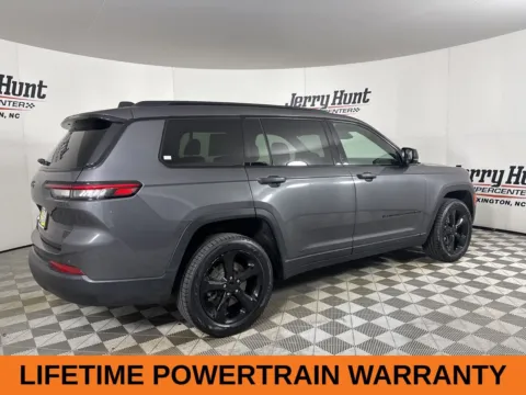 More photos of 2023 Jeep Grand Cherokee L Altitude at Jerry Hunt Supercenter - Lexington, NC