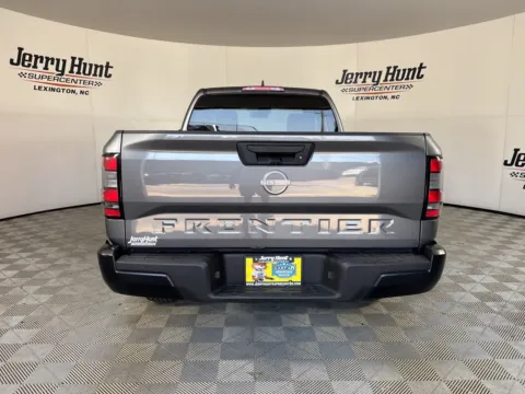 More photos of 2022 Nissan Frontier S at Jerry Hunt Supercenter - Lexington, NC