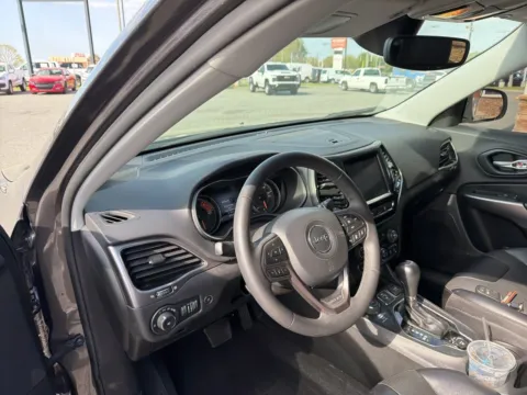 More photos of 2022 Jeep Cherokee Limited at Jerry Hunt Supercenter - Lexington, NC