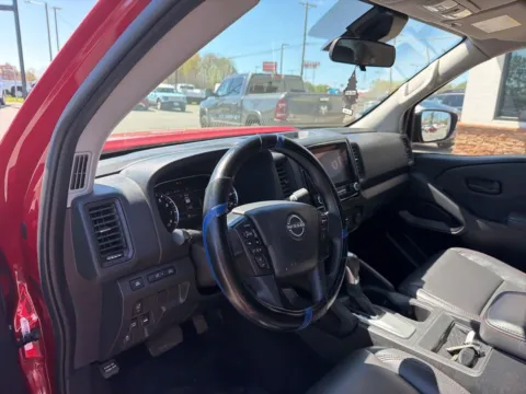 More photos of 2022 Nissan Frontier S at Jerry Hunt Supercenter - Lexington, NC