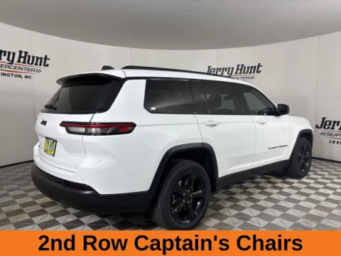 More photos of 2023 Jeep Grand Cherokee L Altitude at Jerry Hunt Supercenter - Lexington, NC