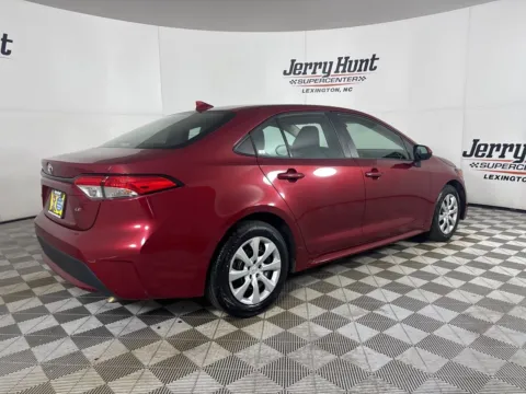 More photos of 2022 Toyota Corolla LE at Jerry Hunt Supercenter - Lexington, NC