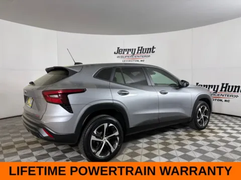 More photos of 2024 Chevrolet Trax 1RS at Jerry Hunt Supercenter - Lexington, NC