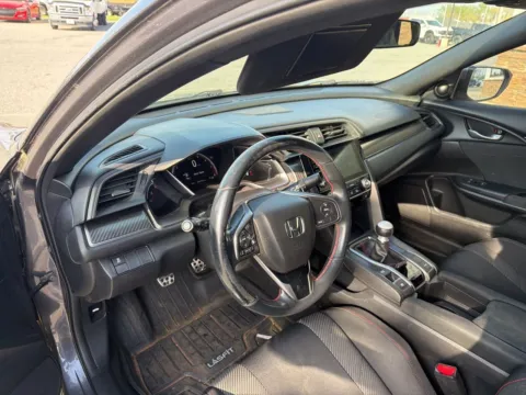 More photos of 2019 Honda Civic Si at Jerry Hunt Supercenter - Lexington, NC