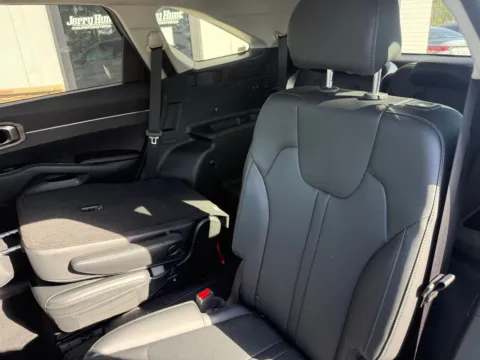More photos of 2023 Kia Sorento X-Line EX at Jerry Hunt Supercenter - Lexington, NC
